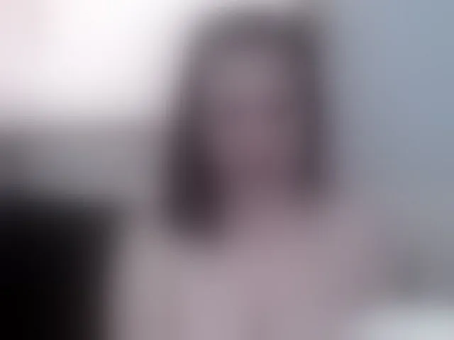 Live sex webcam photo for Liligold2 #273582920