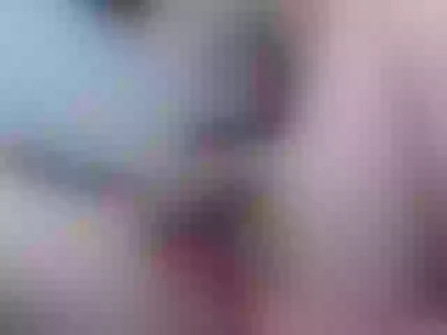Live sex webcam photo for Liligold2 #273717096