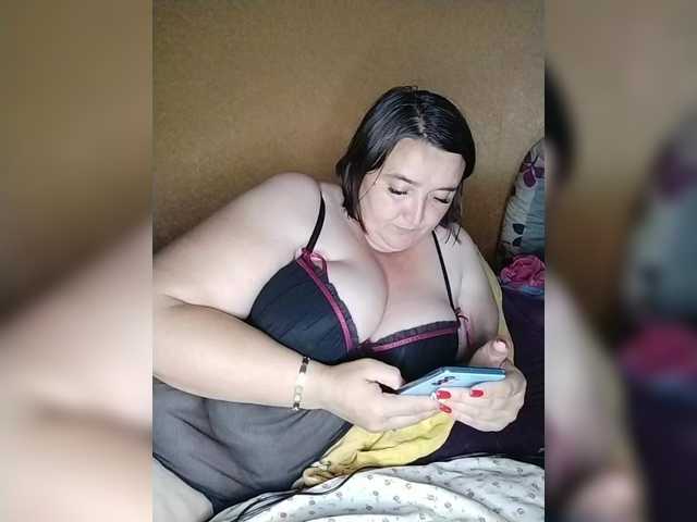 Live sex webcam photo for Lilihot #278270700