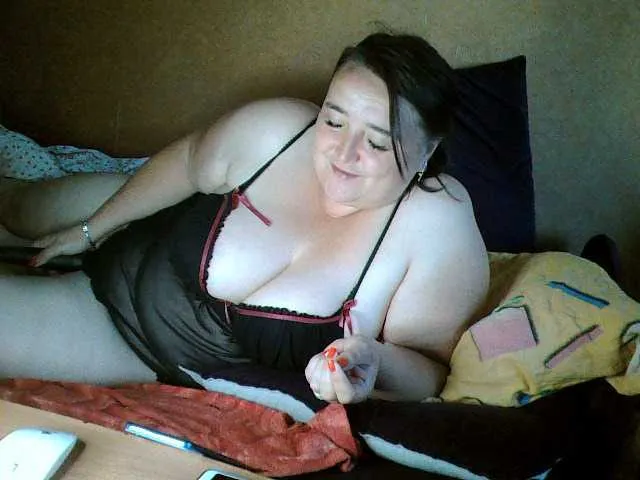 Live sex webcam photo for Lilihot #281685841