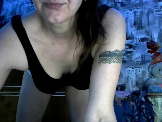 Live sex webcam photo for Lilijjjjjjjjjjjjjjjjj90 #293562755