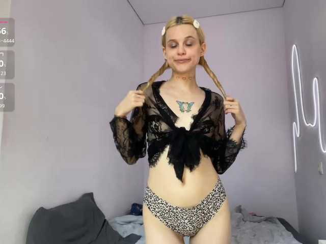 Live sex webcam photo for Lilipupp #294121383