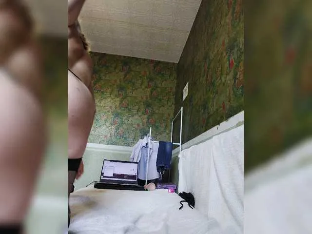 Live sex webcam photo for Lilit56 #278132952