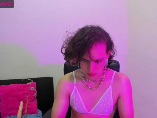 Live sex webcam photo for Lilith-669 #275473277