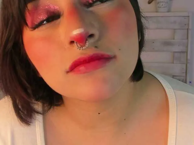 Live sex webcam photo for Lilith-star #273659730