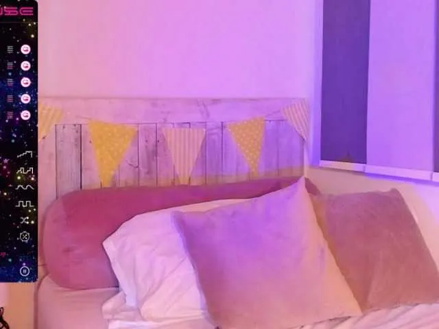 Live sex webcam photo for Lilith-star #274253779