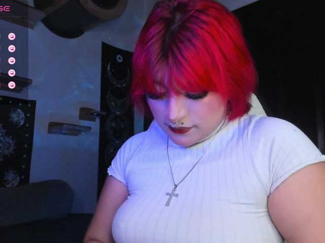 Live sex webcam photo for Lilith-star #277846443