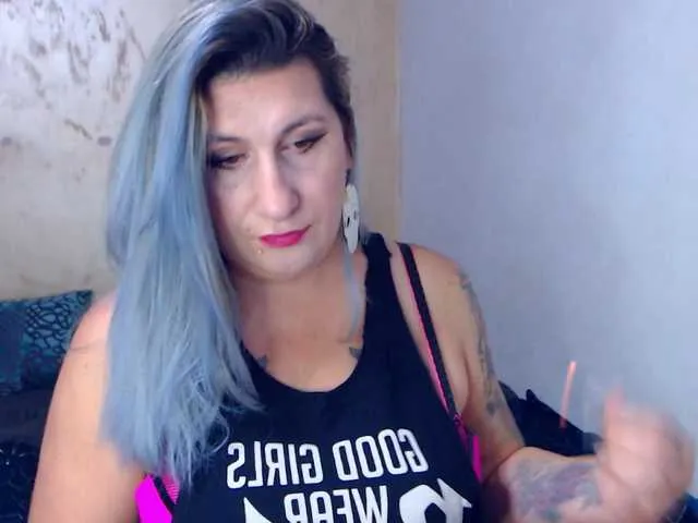 Live sex webcam photo for LilithGreen #292127298