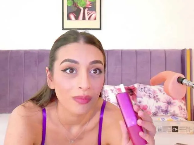 Live sex webcam photo for Lilithcapri7 #290902689