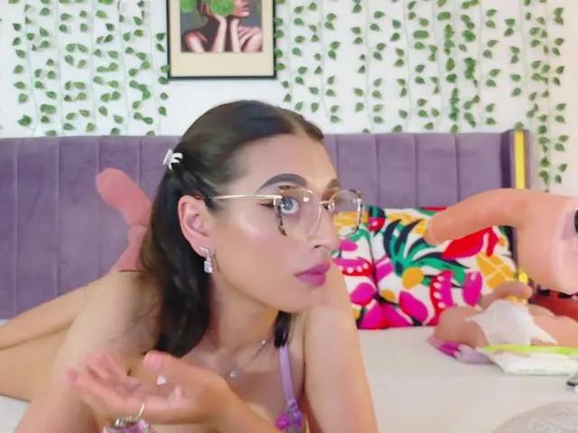 Live sex webcam photo for Lilithcapri7 #291466151