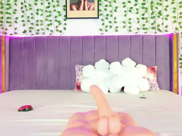 Live sex webcam photo for Lilithcapri7 #292664861