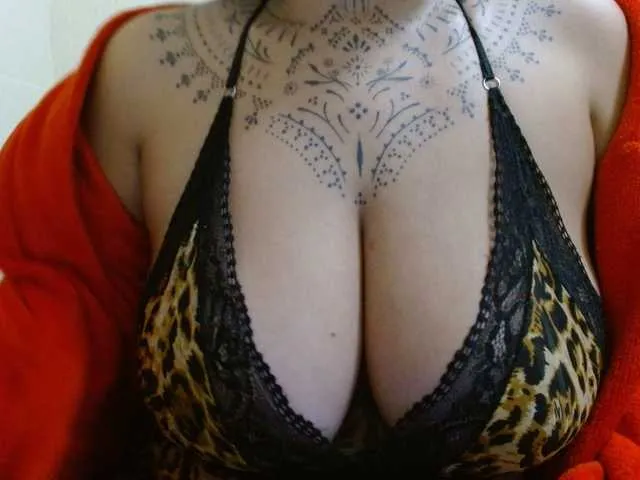 Live sex webcam photo for Lilithfire #291122524