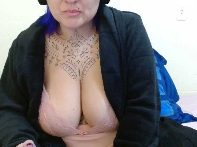 Live sex webcam photo for Lilithfire #291385914