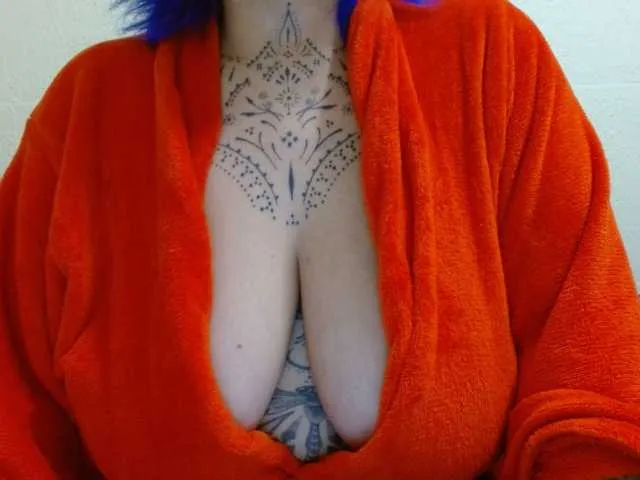 Live sex webcam photo for Lilithfire #291402033