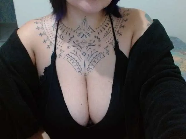 Live sex webcam photo for Lilithfire #293572170