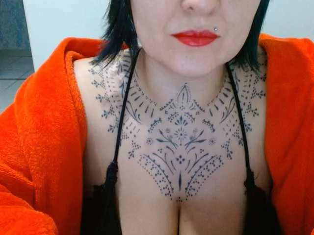 Live sex webcam photo for Lilithfire #294008711