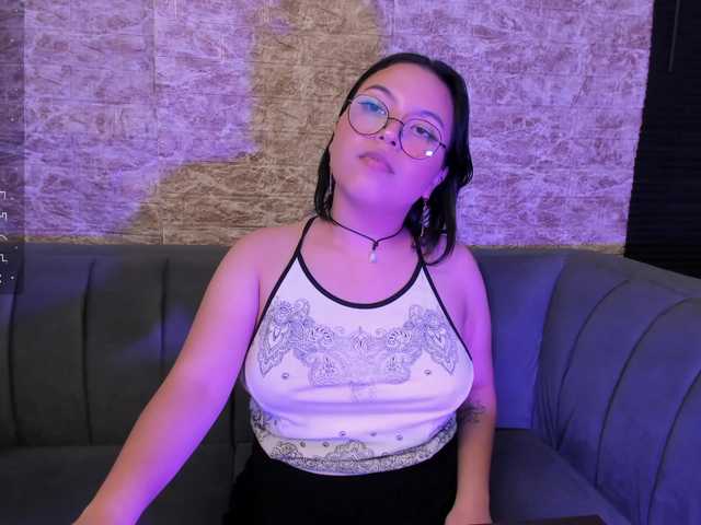 Live sex webcam photo for Lilithhills #277702113