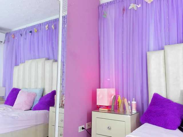 Live sex webcam photo for Lilithmars69 #276658810