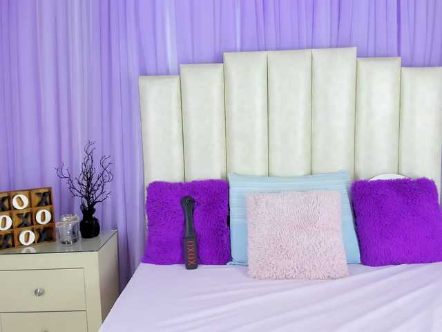 Live sex webcam photo for Lilithmars69 #277205206