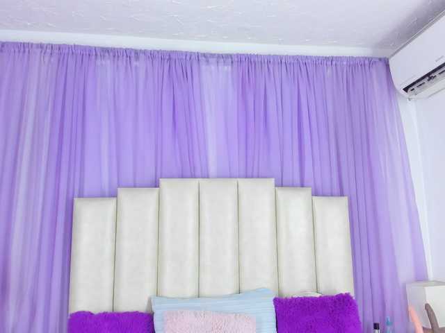 Live sex webcam photo for Lilithmars69 #277593289