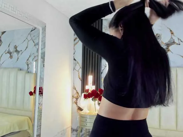 Live sex webcam photo for Lilithmars69 #291594876