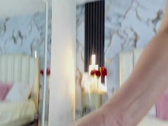 Live sex webcam photo for Lilithmars69 #291905995