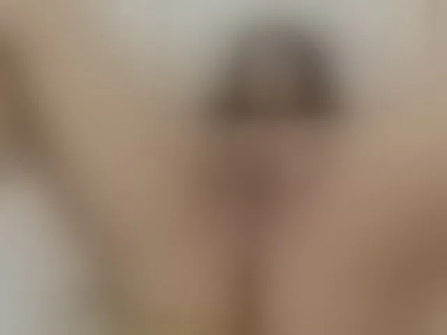 Live sex webcam photo for Lilithmars69 #293668521