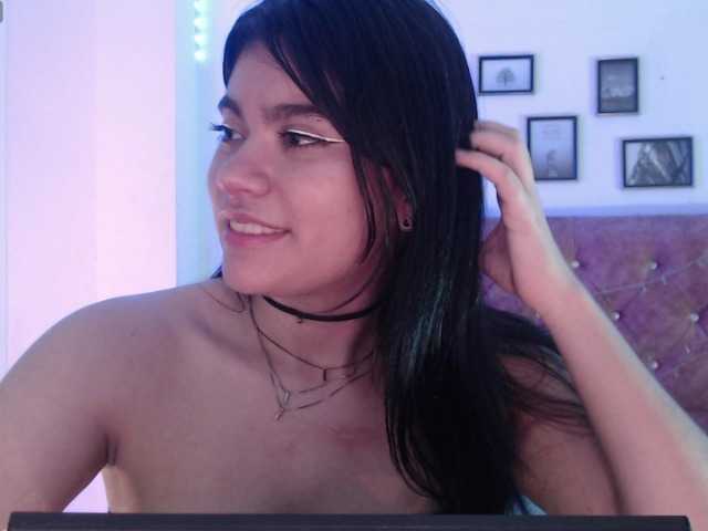 Live sex webcam photo for Lilithtrolle #276996222