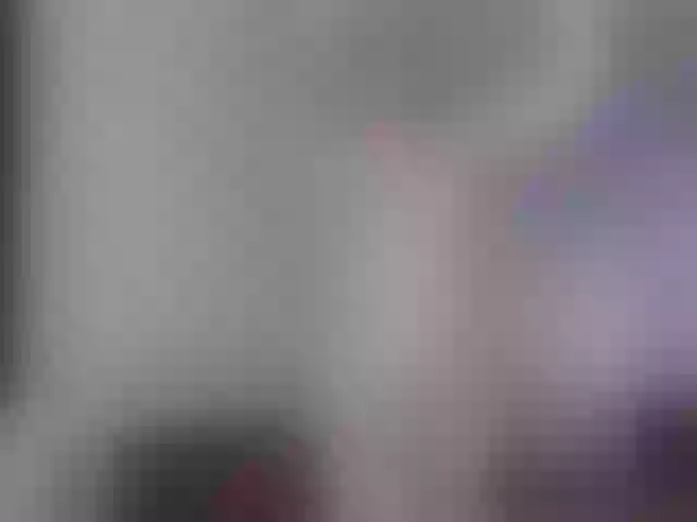 Live sex webcam photo for Liliya010 #273337613
