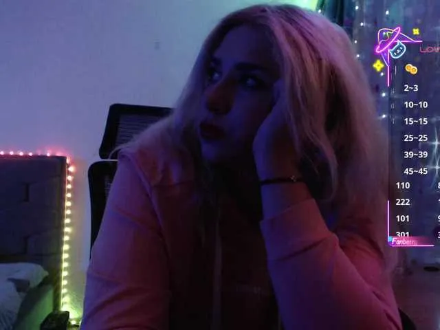 Live sex webcam photo for Liliya010 #291949860