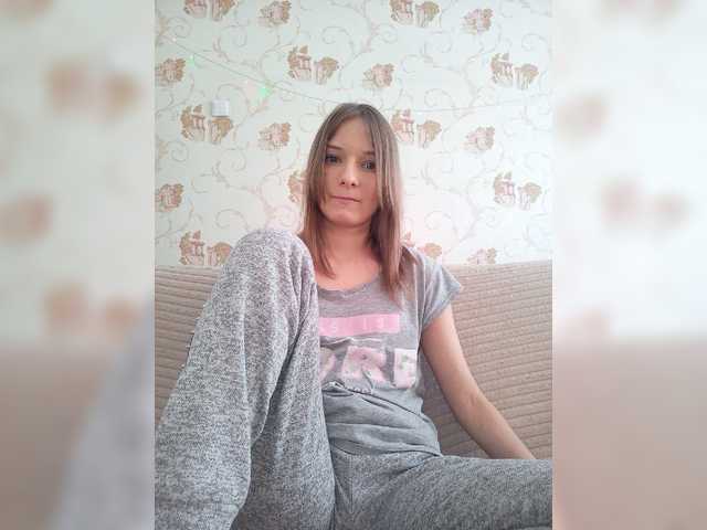 Live sex webcam photo for Liliya9 #273393443