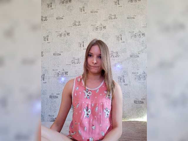 Live sex webcam photo for Liliya9 #273721038