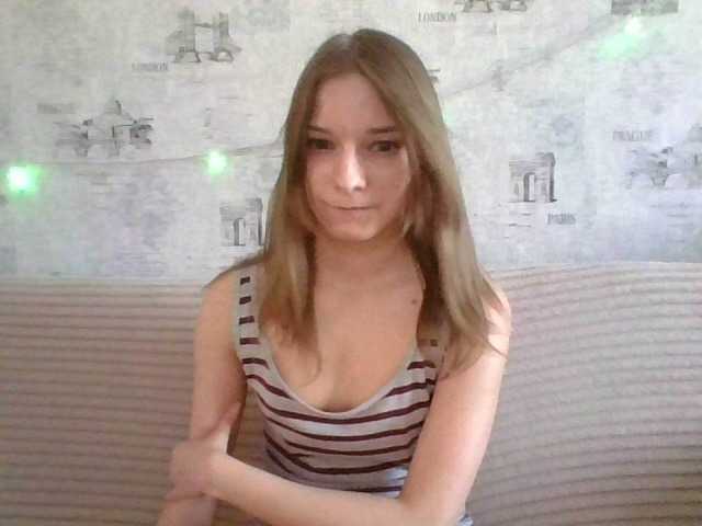 Live sex webcam photo for Liliya9 #273858406