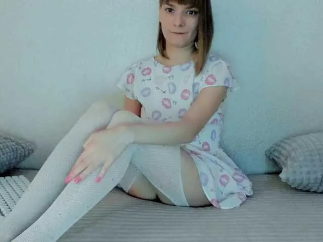 Live sex webcam photo for Liliya9 #277587421