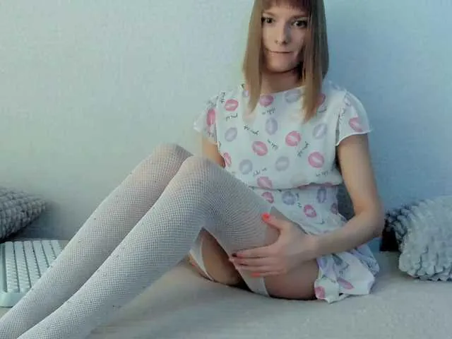 Live sex webcam photo for Liliya9 #278010103