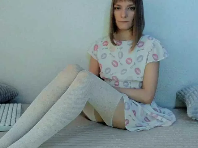 Live sex webcam photo for Liliya9 #278043446