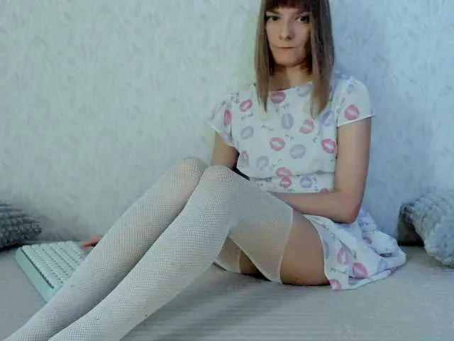 Live sex webcam photo for Liliya9 #278296575