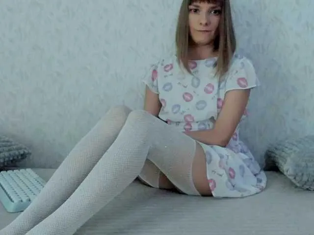 Live sex webcam photo for Liliya9 #278306794