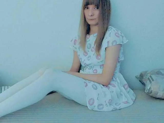 Live sex webcam photo for Liliya9 #291614270