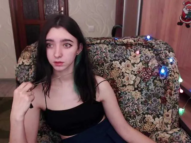 Live sex webcam photo for LilliaGrettel #271741418