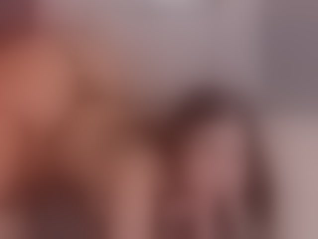 Live sex webcam photo for LillianShineX #294111843