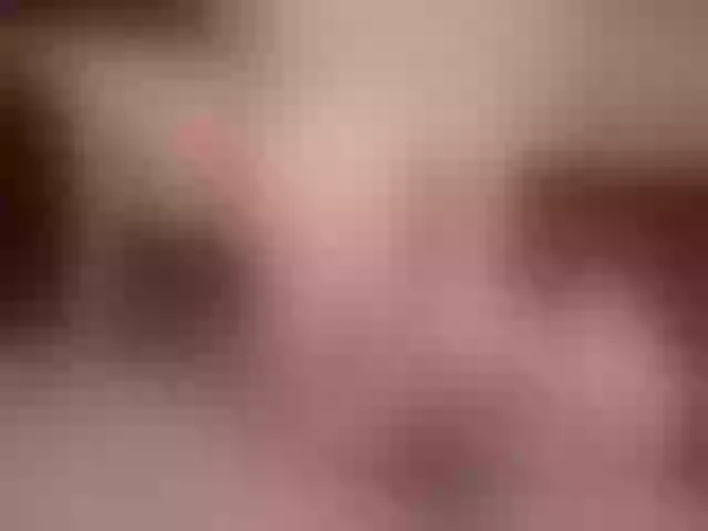 Live sex webcam photo for LilluCooper #292288824