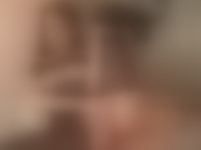Live sex webcam photo for LilluCooper #294186584