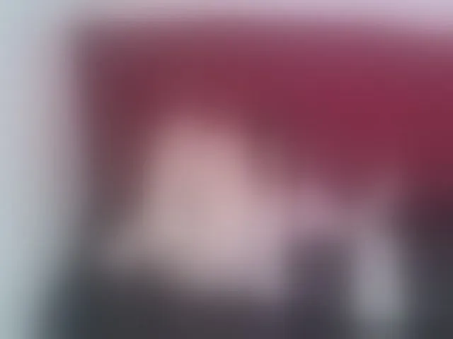 Live sex webcam photo for LillyEvans #293504746