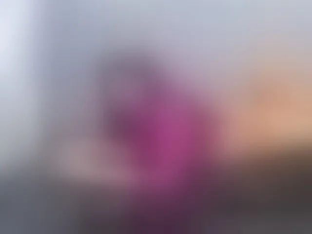 Live sex webcam photo for LillyEvans #293817898