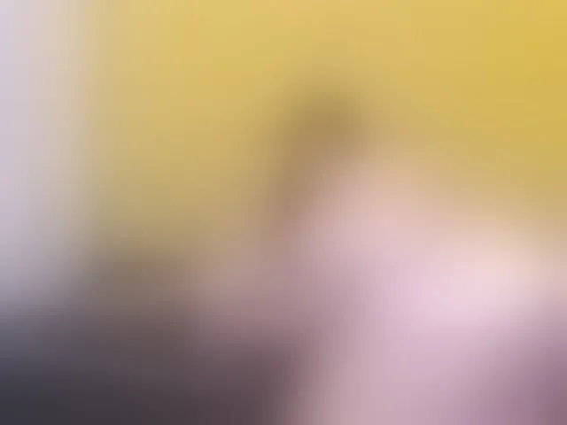Live sex webcam photo for LillyEvans #293882548