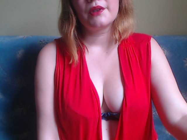 Live sex webcam photo for LillyMatts #273729796