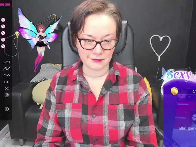 Live sex webcam photo for LillyMatts #276753192