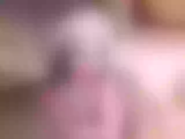 Live sex webcam photo for LillyRoses #271777488
