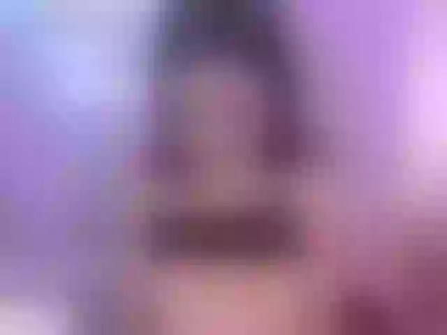 Live sex webcam photo for LillyThomps #276118730